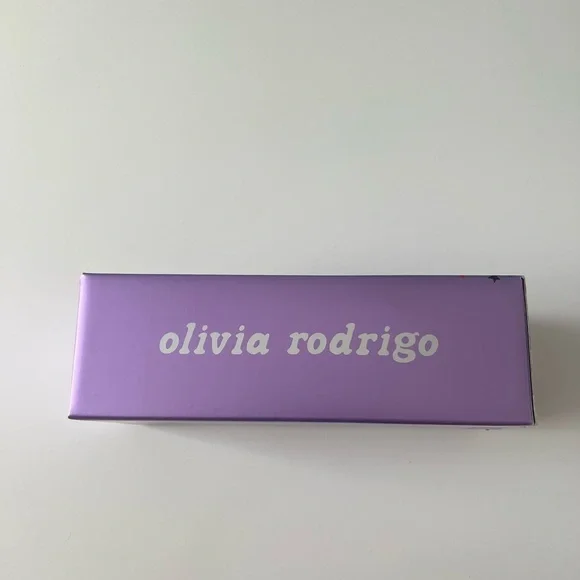 NWT Olivia Rodrigo Stanley ✨limited edition ✨ - Picture 3 of 12